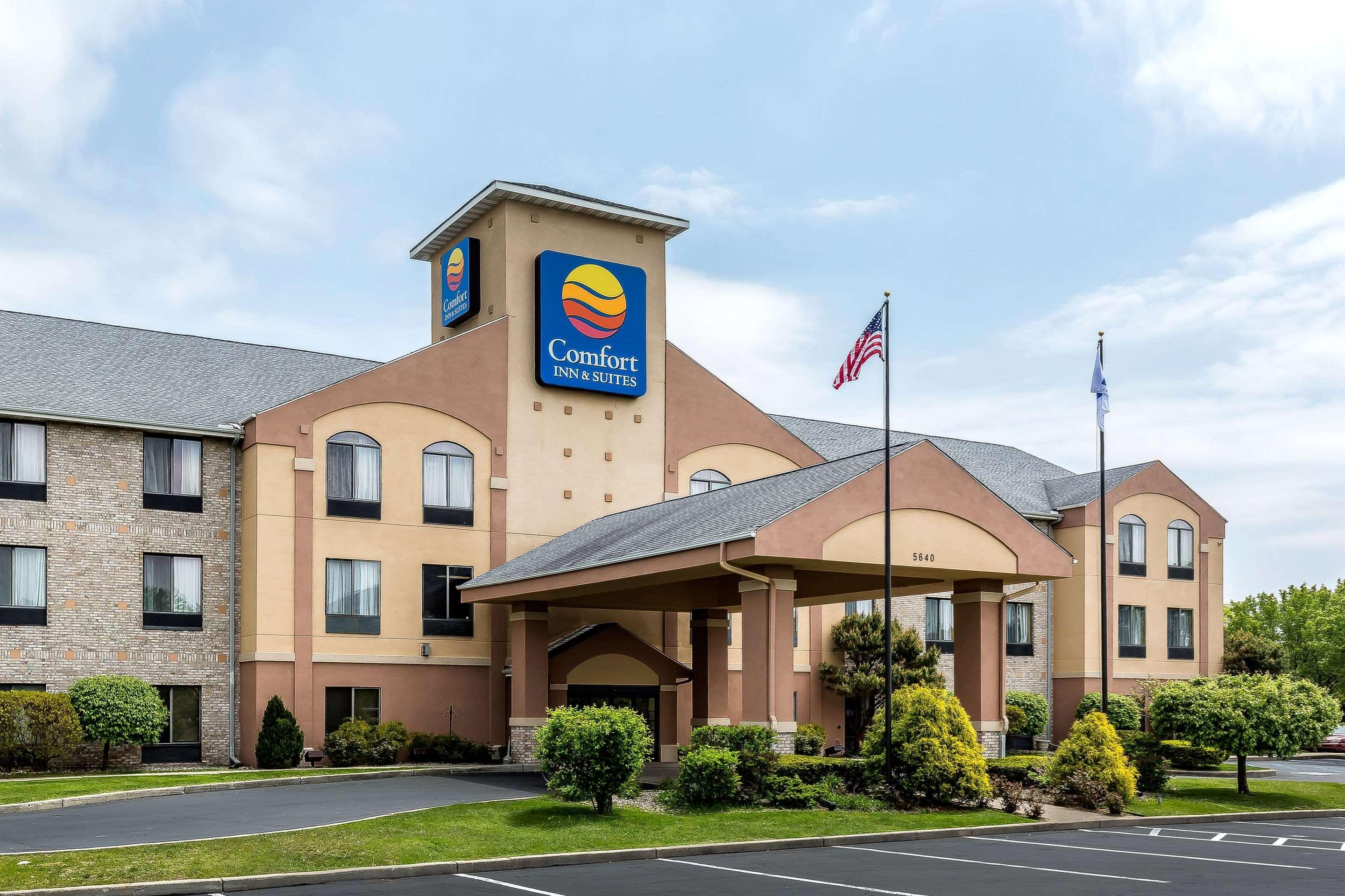 Comfort Inn & Suites Mishawaka-South Bend Exterior foto